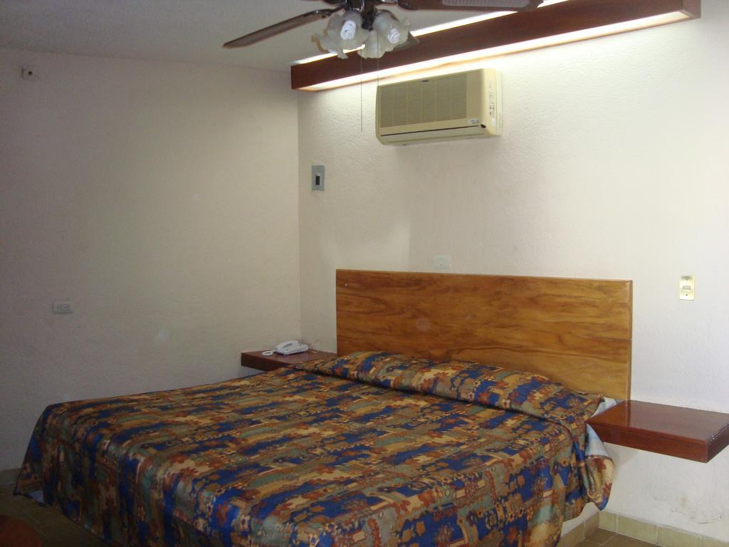 Hotel Lacantum By Rotamundos Tapachula Room photo