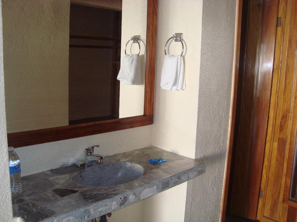 Hotel Lacantum By Rotamundos Tapachula Room photo